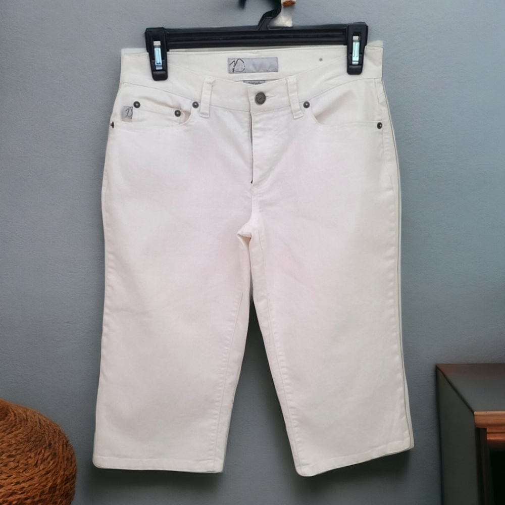 Duplex by Tyte Capri White Women's Embroidered Pocket Jeans Size 4 Petite